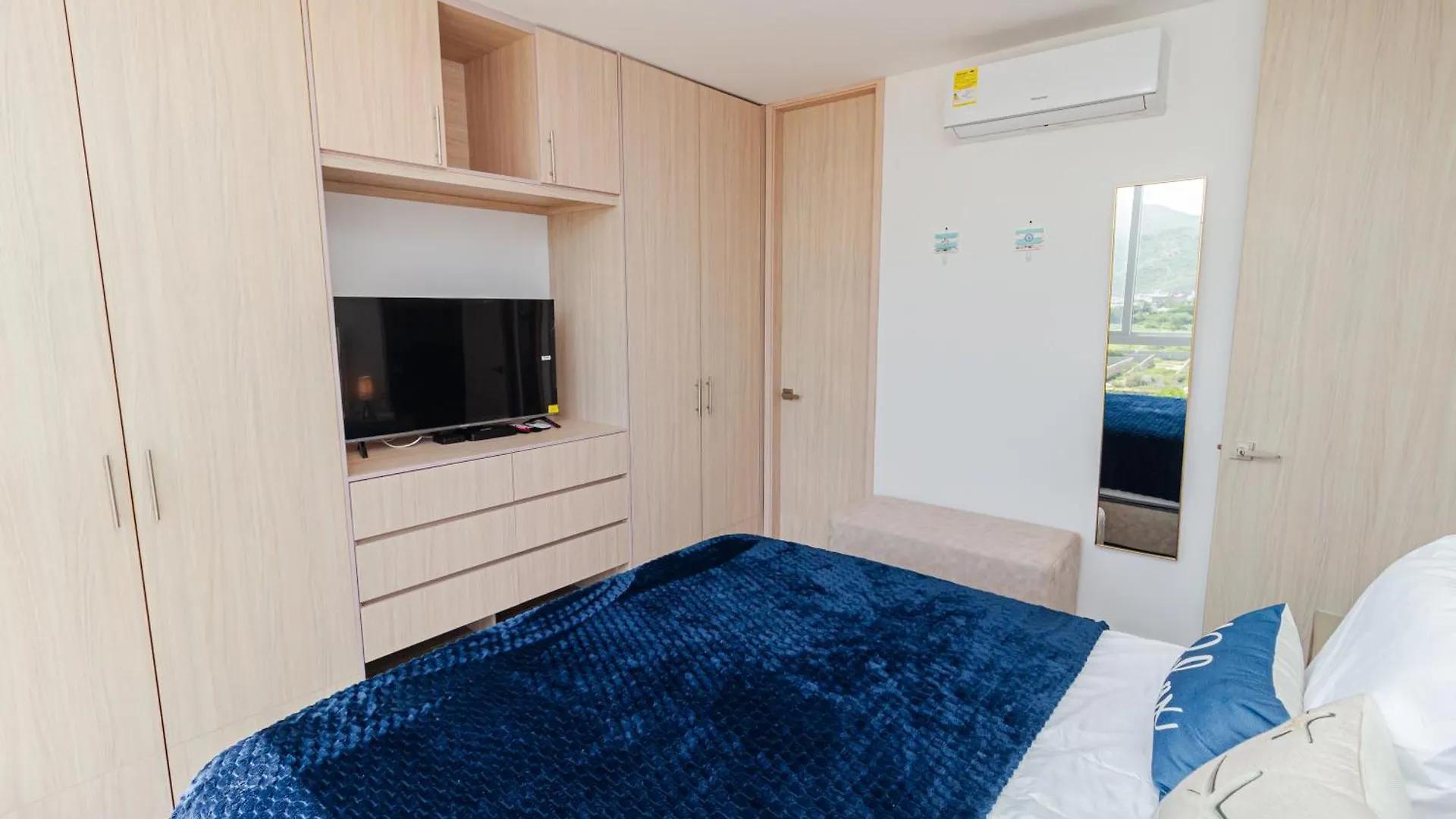 Apartment Salguero Suite 714 Gaira