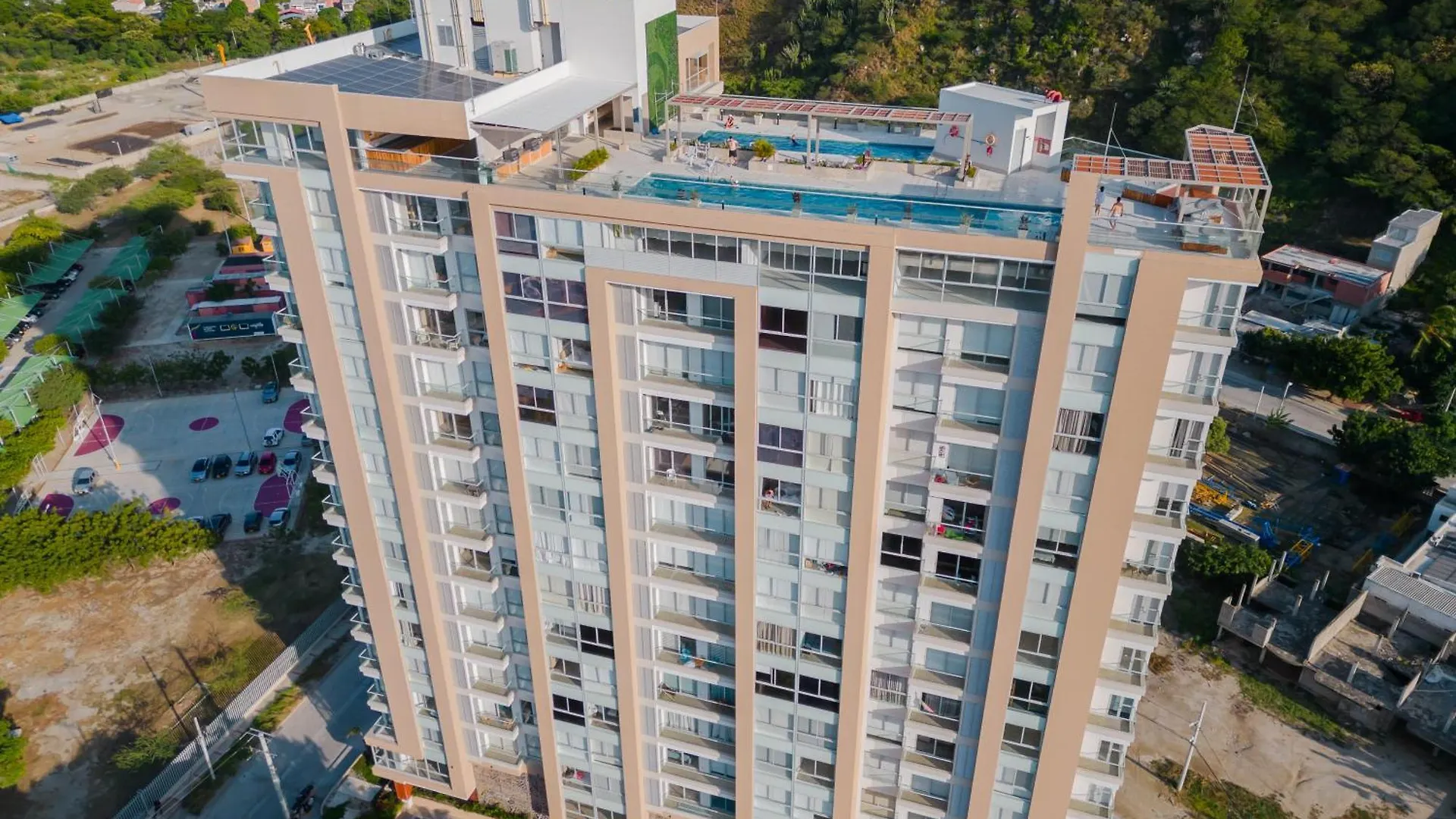 Apartment Salguero Suite 714 Gaira